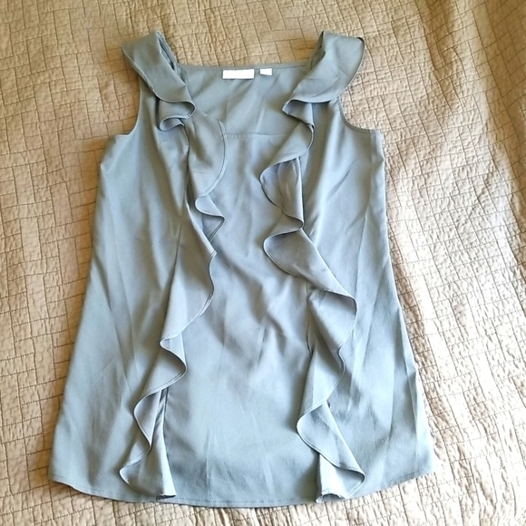New york & co. women's ruffled sleeveless blouse gray size xsmall EUC 🎯 - Picture 1 of 7
